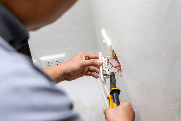 Best Emergency Electrical Repair  in Kent, OH